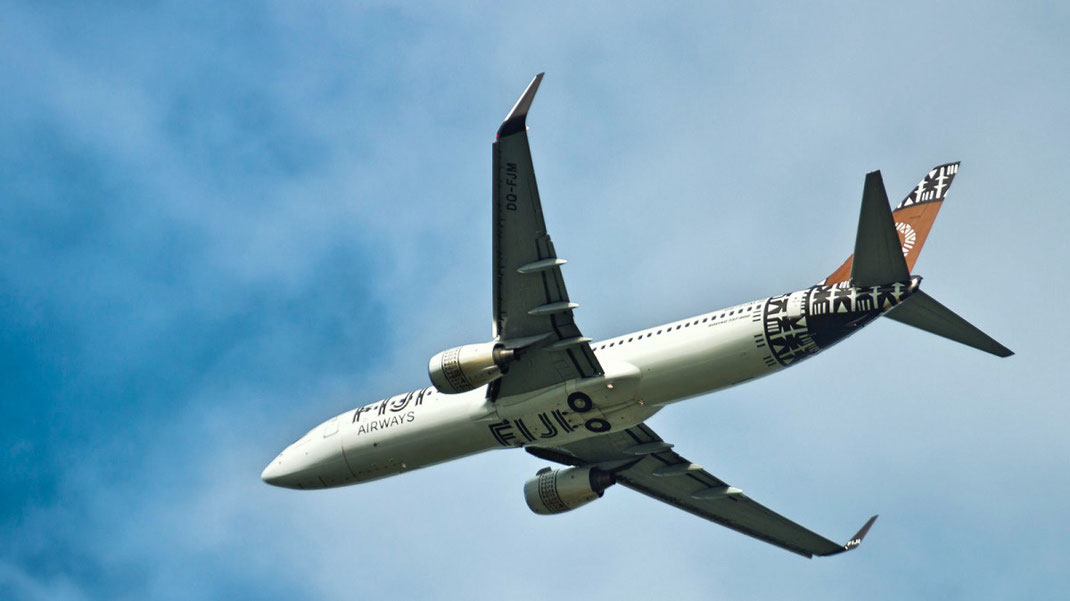 fiji airways 737