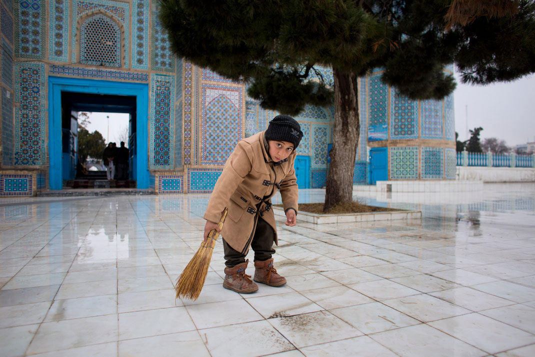 blue mosque mazar