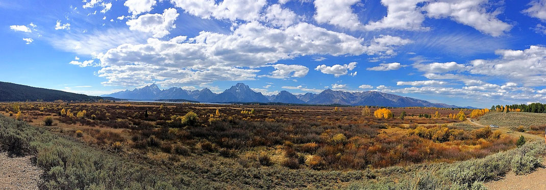 Was ein Panorama im Grand Teton Nationalpark im Nord-Westen der USA.