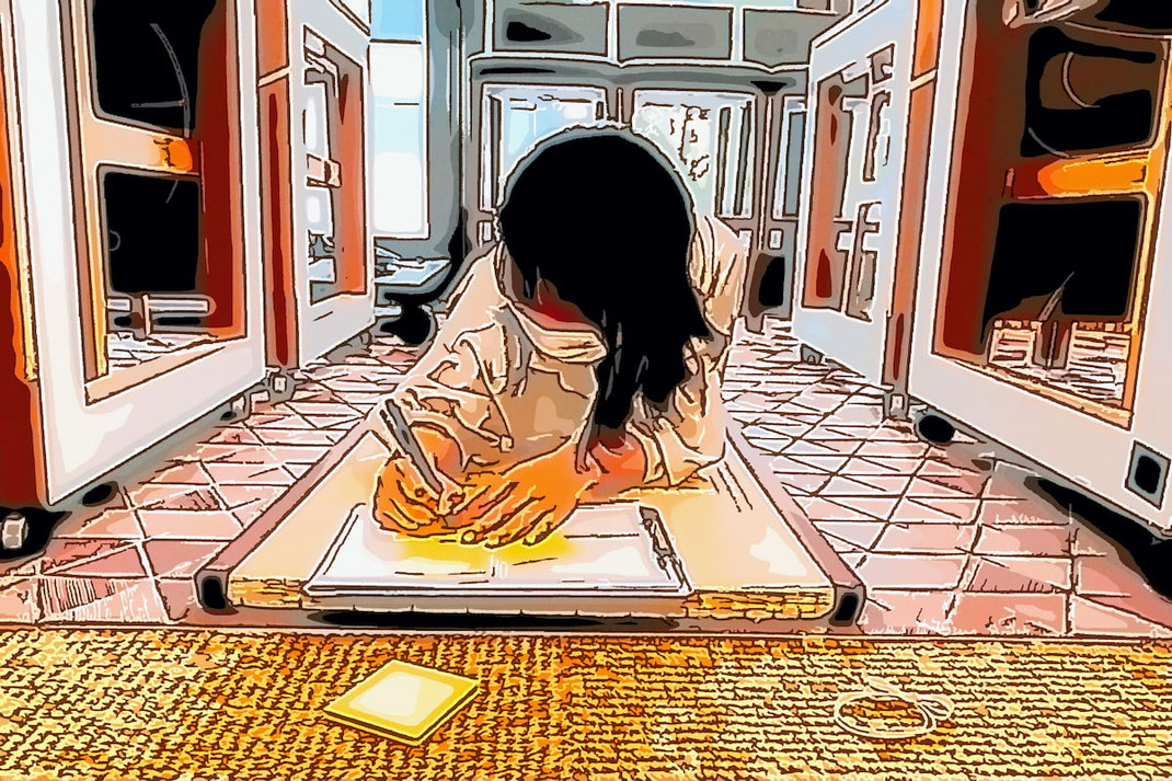 自由な姿勢で感じたことをリフレクションする参加者 ― 書きながら自分と対話する時間