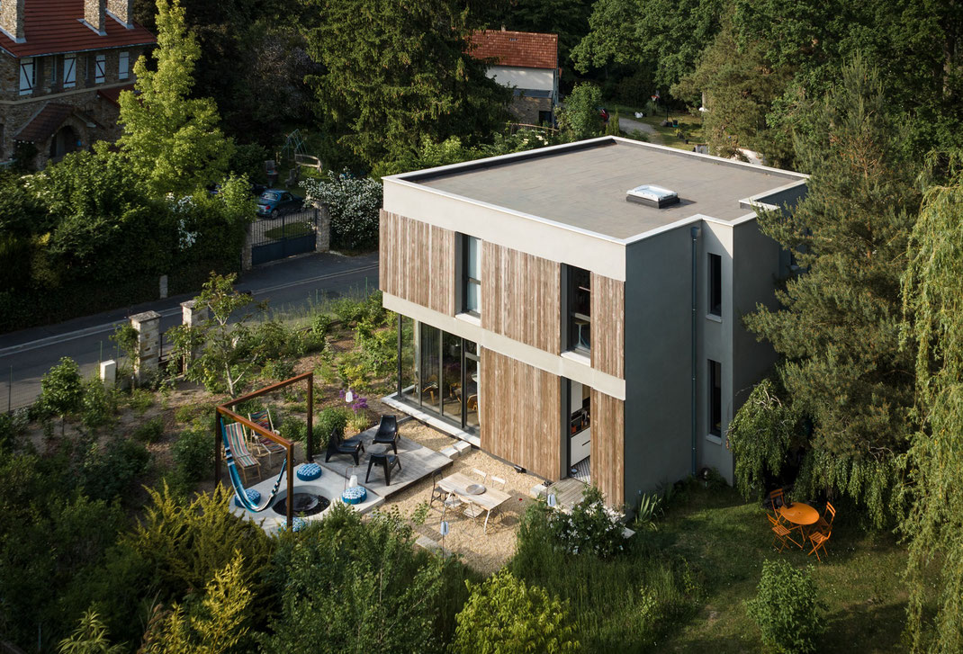 Maison contemporaine, bardage bois, Architecte Seine et Marne, maison moderne toit plat, Varon Architectes