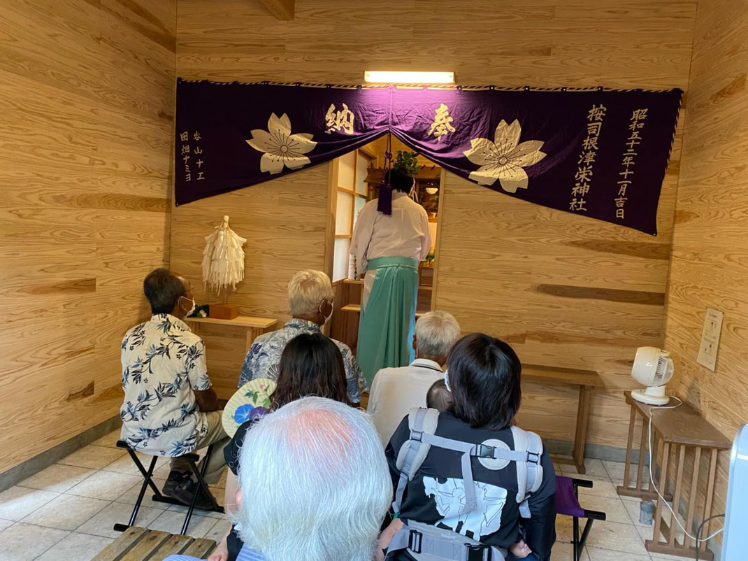 按司根津栄神社　八月願祭