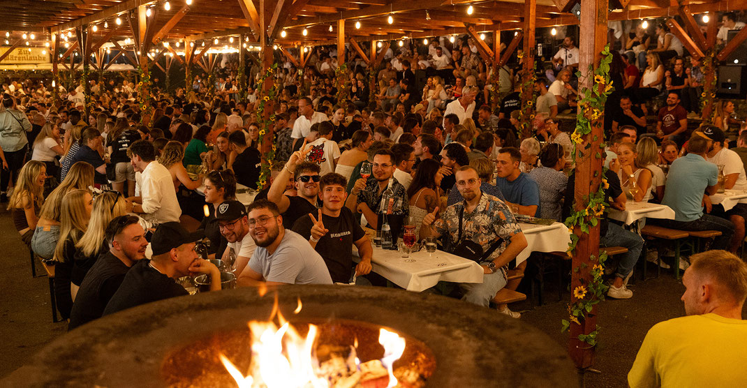 Eine breite Zielgruppe - Die Werbefläche des Kirchheimer Weindorfes