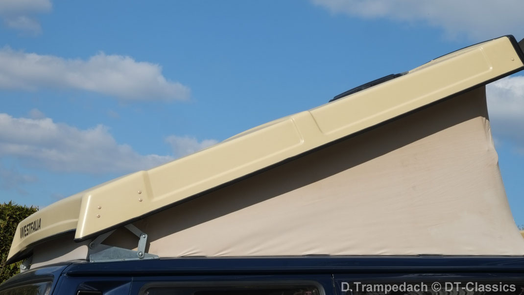 Klappdach vom VW T3 WESTFALIA Club Joker, hell-elfenbein.