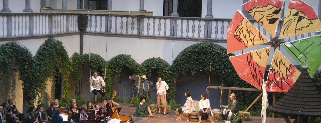 Oper auf Schloss Greinburg 2003 © Weissenbrunner