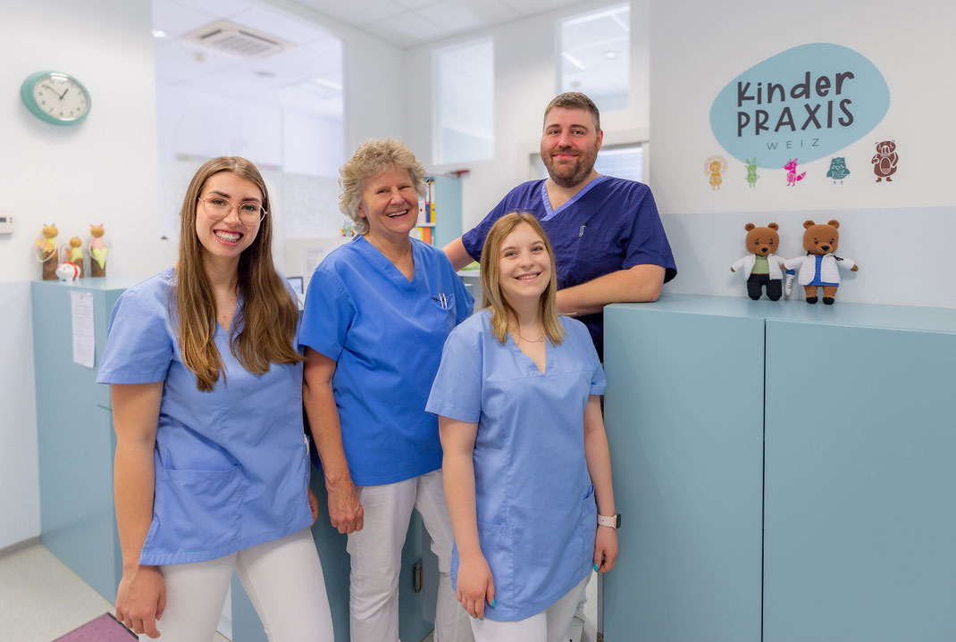 Kinderarzt Weiz Kinderarztpraxis Weiz Dr. Barbara Mayer Kinderärztin Kinderarzt in Weiz Kinderärztliches Team Weiz Pädiatrie Weiz Kinderarzt Gesundheitsversorgung Weiz Mutterkindpassuntersuchung Weiz Ärztin Weiz 