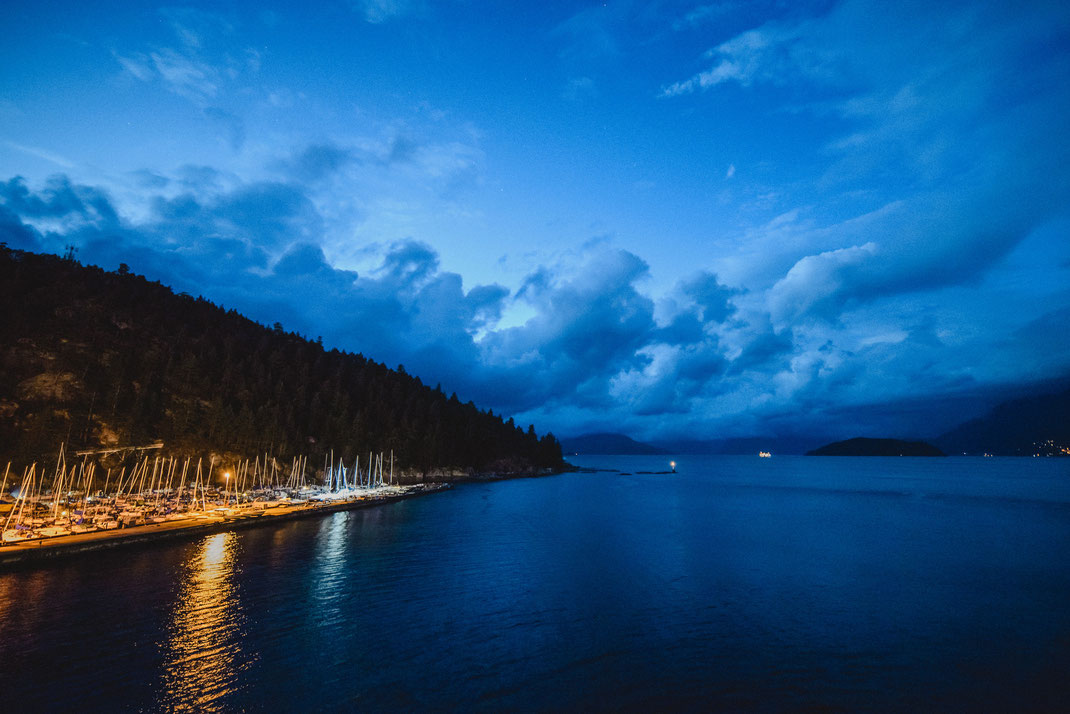 night sky at the ferry harbour to Vancouver Island