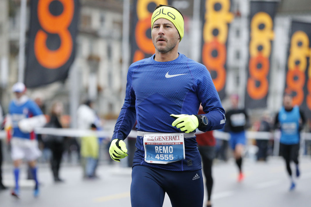 Ein Läufer am Swiss City Marathon 2018 in Luzern.