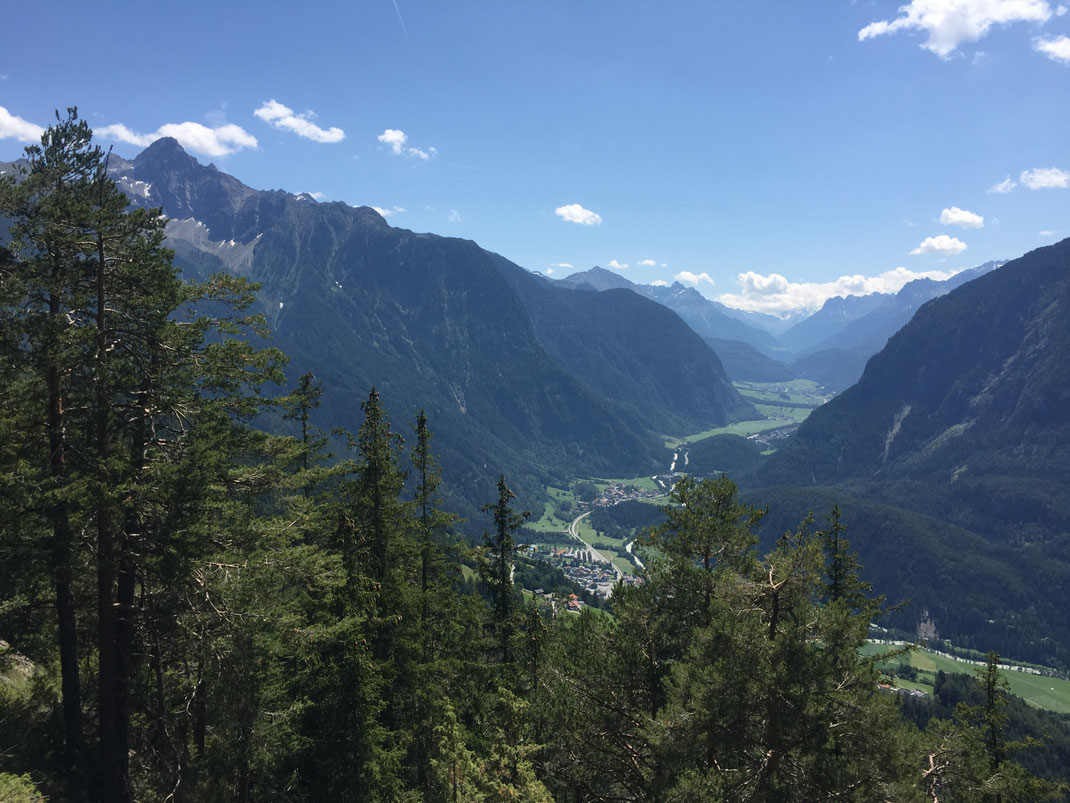 Blick taleinwärts vom Amberger Kreuz