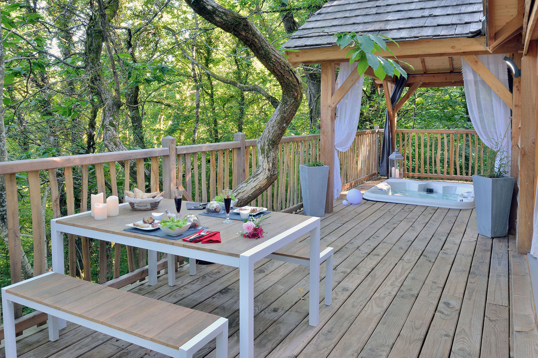 Location la cabane Haut-Charmes au cœur du Périgord Noir, Spa privé, Sauna, Nature… un rêve éveillé ! © Michel Blot