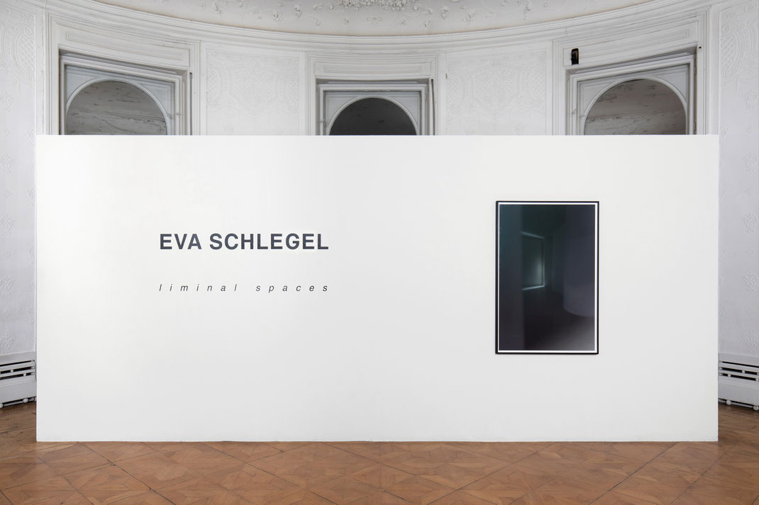Eva Schlegel Kunst Ausstellung bei Galerie Krinzinger Wien 2022