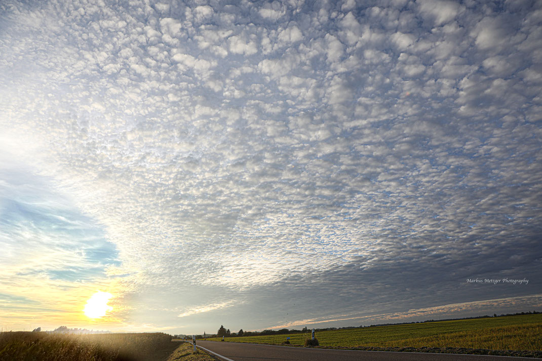 https://markus1.de, Himmel über Welzheim, Kalenderfoto, Business und Werbebilder, Businessfotograf für Firmen- Werbe- und Landschaftsaufnahmen, Markus Metzger, Fotograf im Rems-Murr-Kreis, www.markus1.de
