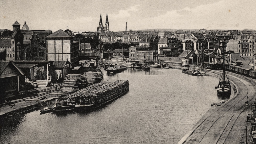 Der Hafen um 1920