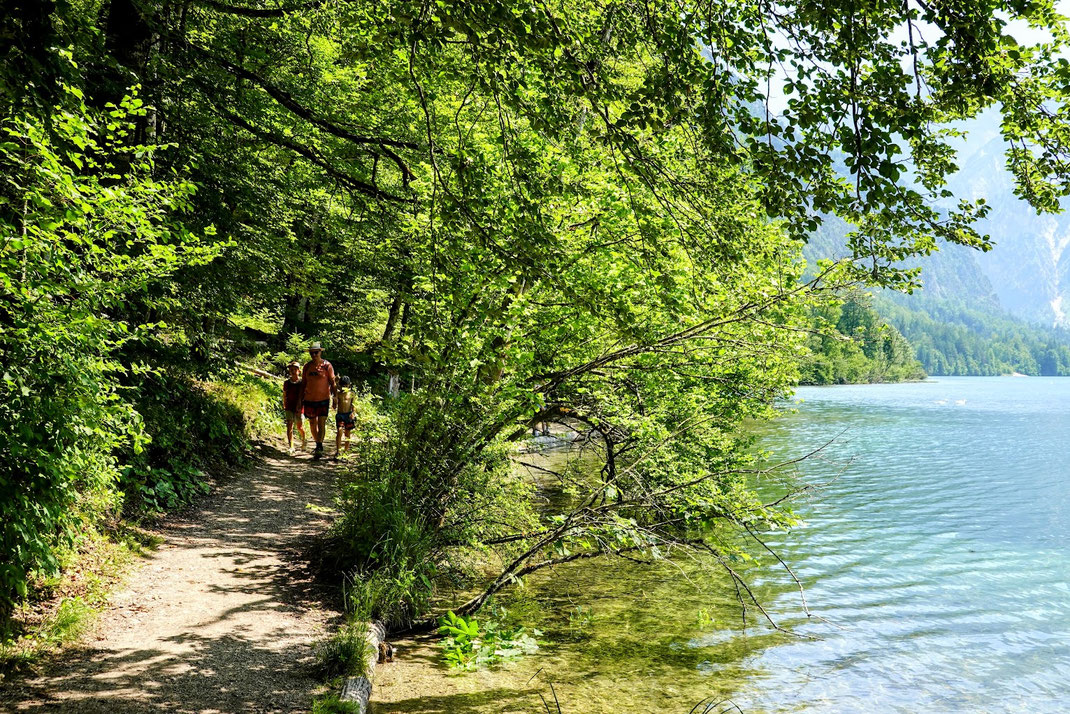 Fast allein am Ufer unterwegs – Stille, die über Jahrhunderte gewachsen ist.