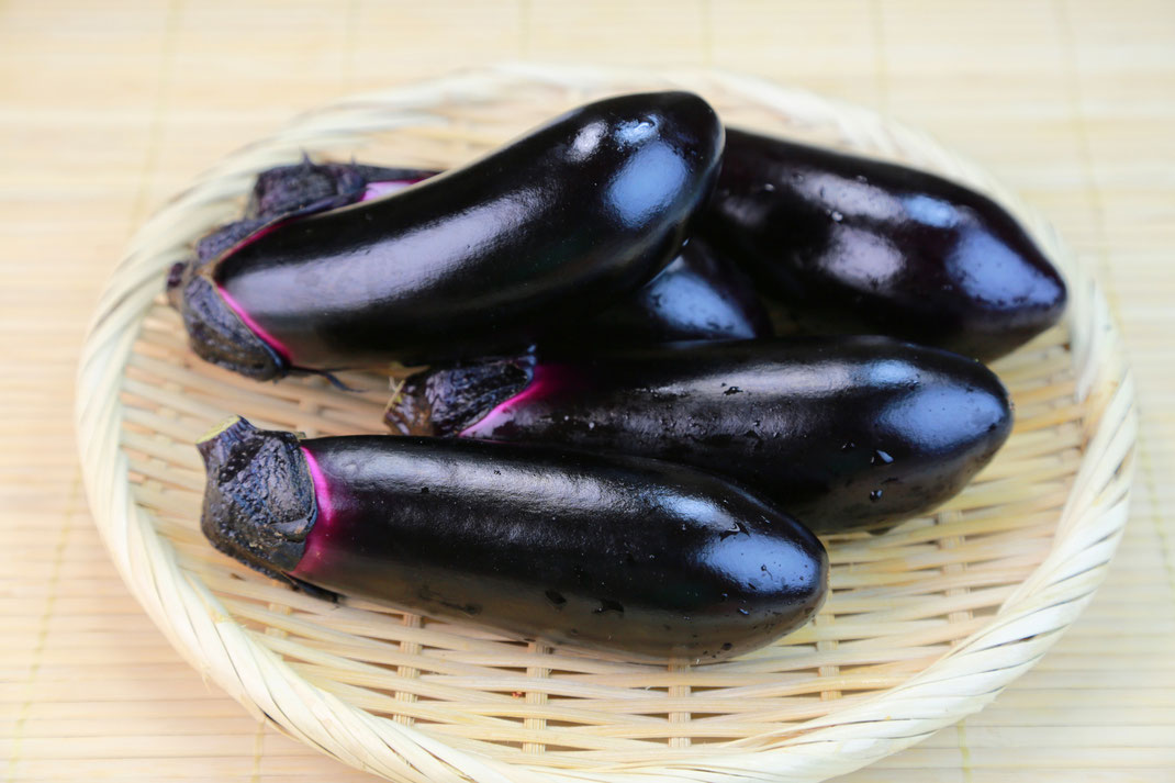 8月に食べたいなす|体にこもった熱と湿気を取り除く薬膳の知恵と簡単レシピ