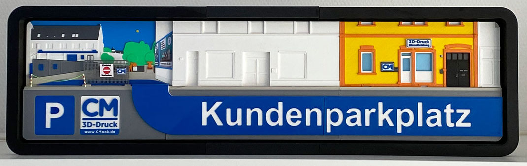 3D-Druck Fassadenansicht Alt-Sossenheim 13 - 17 mit Hinweis zum Kundenparkplatz