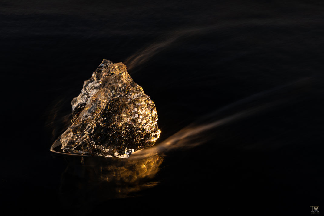 15. Hier mit der Spiegelung des nassen Lava-Sandes…