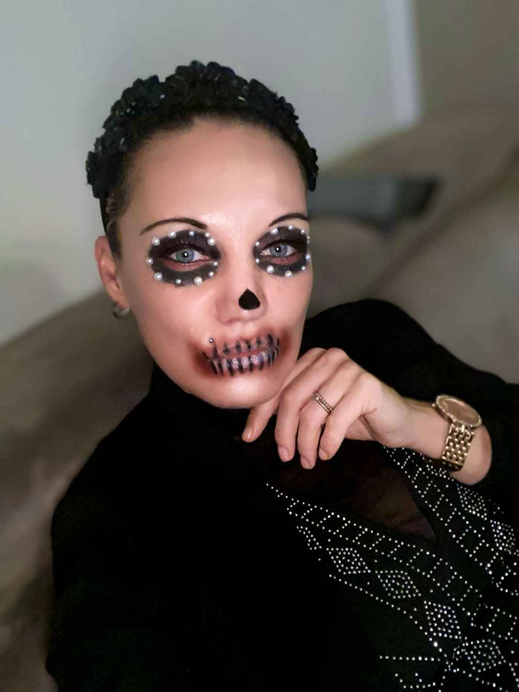 Dia De Los Muertos, noch nie gehört? Der Tag der Toten ist in Mexiko das Halloween der US Staaten, was auch bei uns immer mehr Anklang findet. Aus diesem Grund ein Versuch des beliebten Sugar Skull MakeUp | Hot Port Life & Style | Deutscher Style Blog