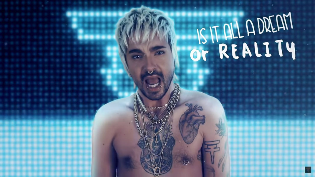 Bill halb nackt: Oh bitte nicht! Tokio Hotel hat ein neues Lied herausgebracht: Mit Here Comes The Night landet die ehemalige Teenie Band ebenso einen musikalischen Tiefflieger wie ihre Kollegen Kombo Sido & Vanessa Mai mit Happy End | Hot Port Life & Style | 30+ Style Blog