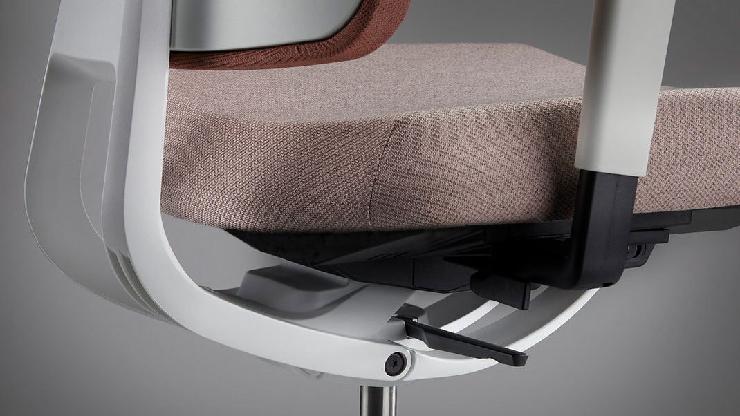 Motionflex-Automatic Mechanik, Dauphin Human Design Group, Büro, Drehstuhl, automatische Gewichtsregulierung, Design, Rüdiger Schaack, minimalen Materialeinsatz, transparente Bauweise, offen gestaltete Struktur