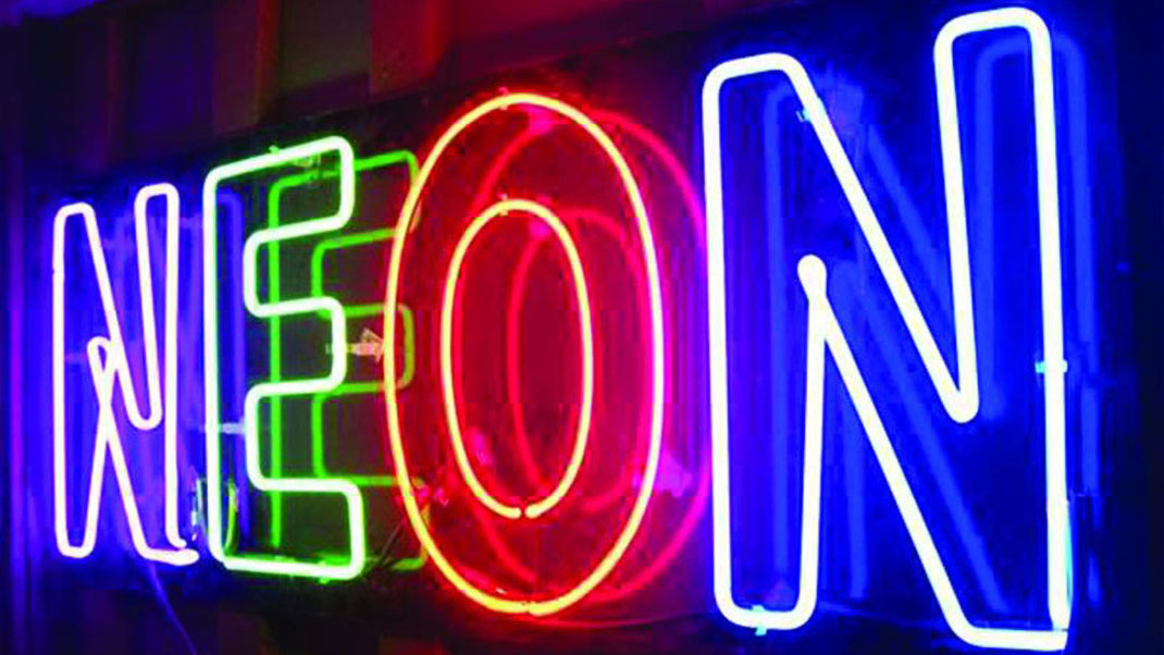Великі неонові літери NEON