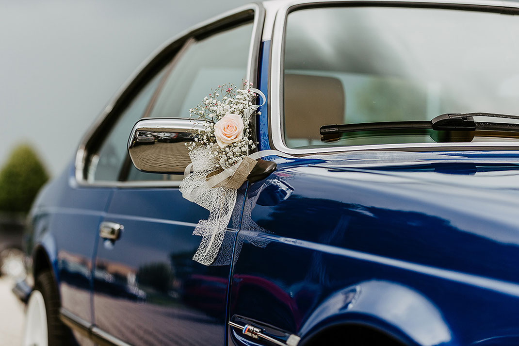 BMW blau Deko Hochzeit