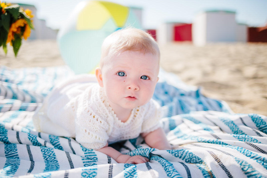 Baby shoot Katwijk beach