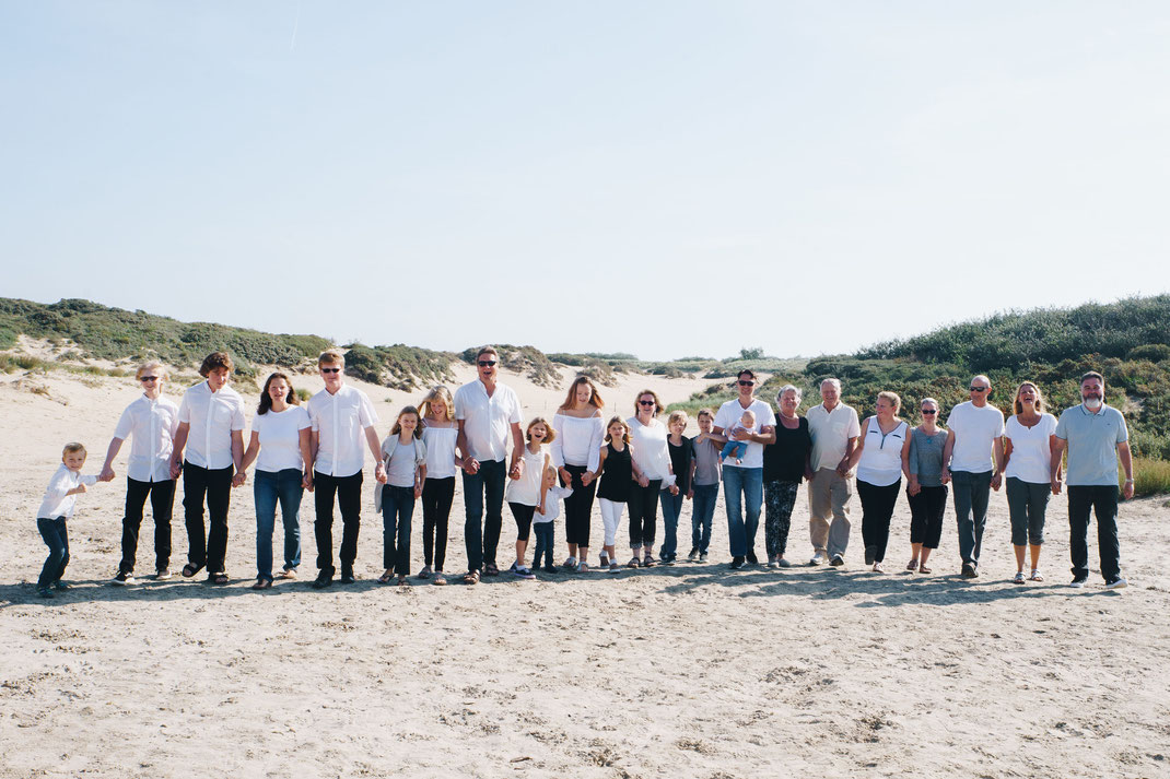 family photographer Noordwijk beach