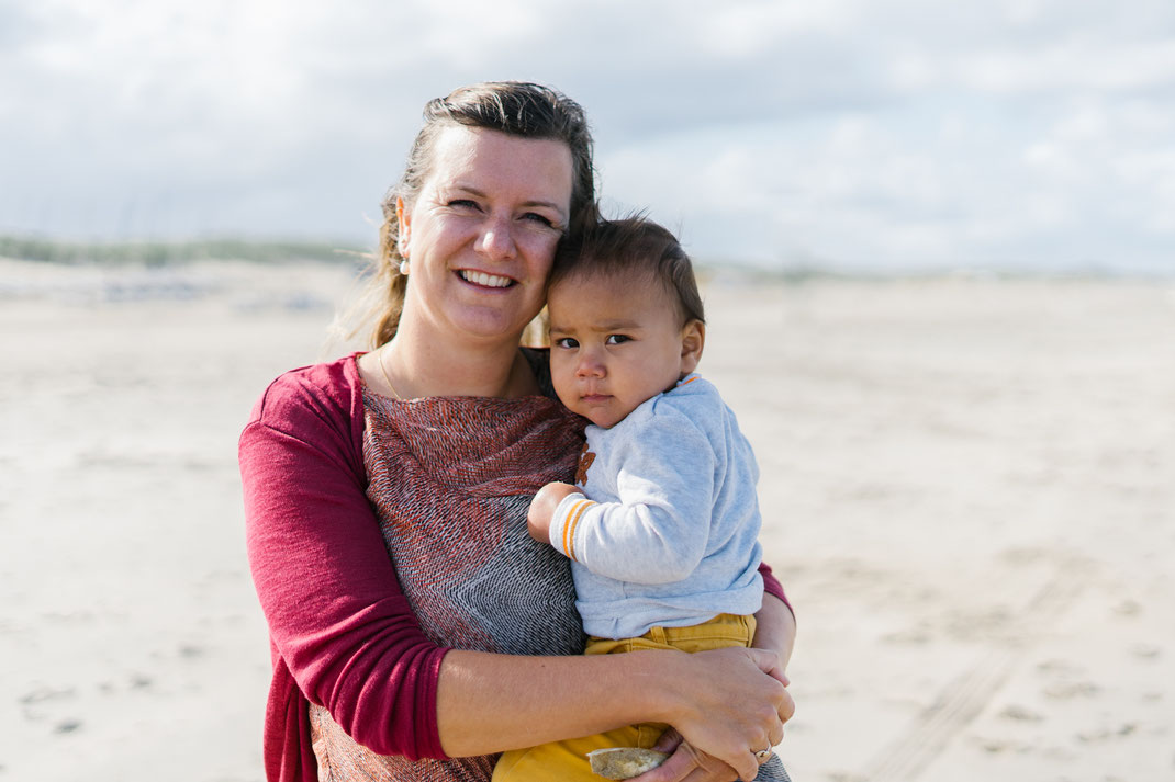 mom and son at the beach in den Haag