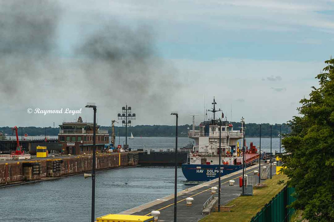kiel kanal holtenau locks
