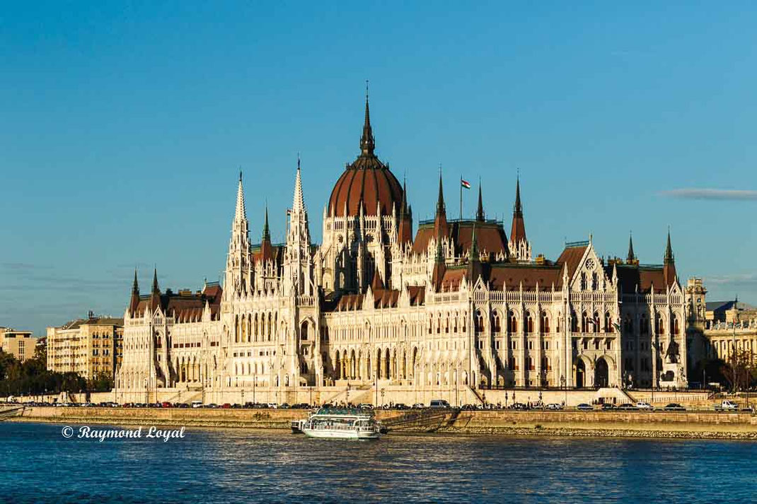 budapest house of parliament