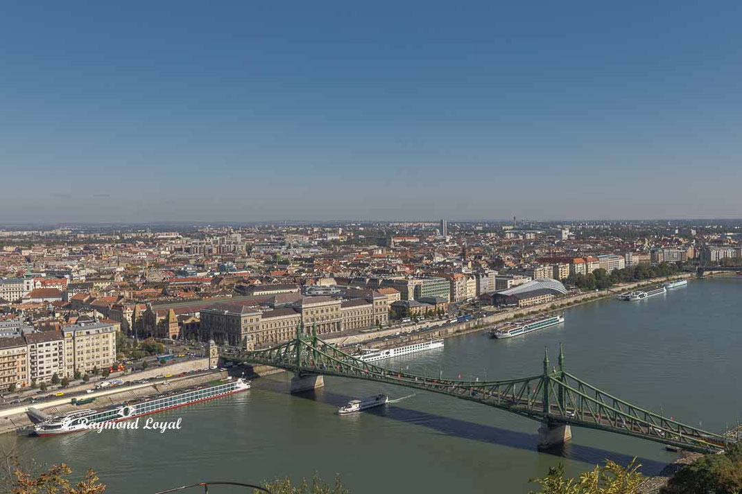 budapest liberty bridge