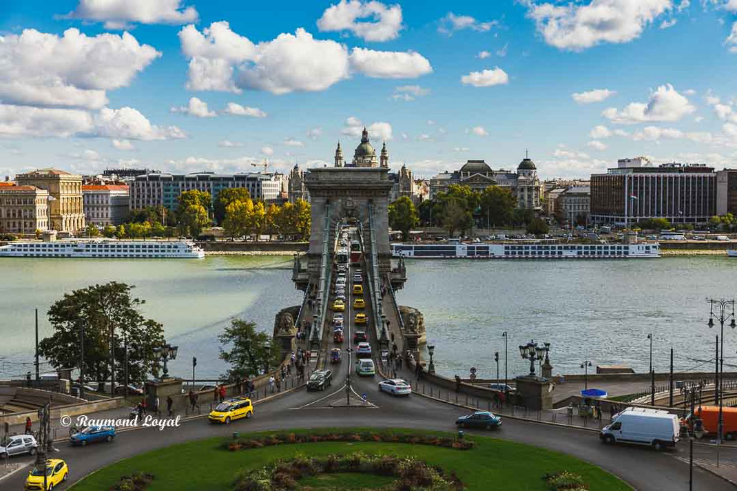 budapest chain bridge