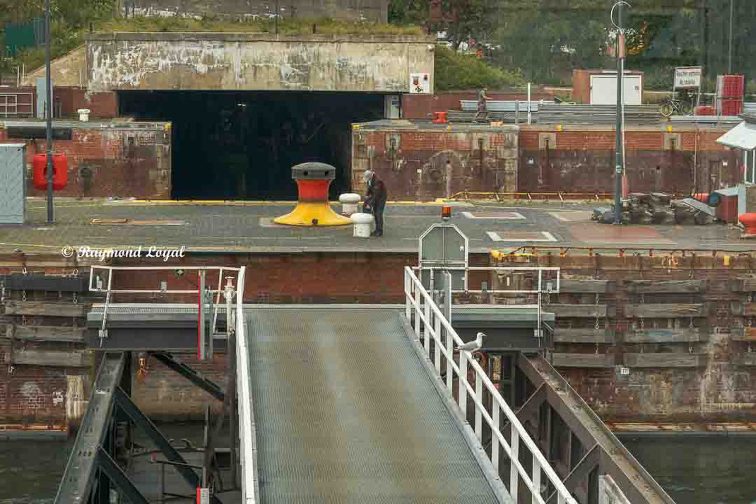 kiel canal holtenau locks