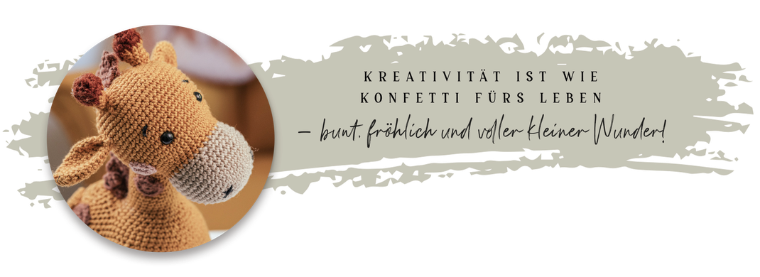 kinderladen baby shoplocal kinderkids mama babyladen geschenkideen amigurumi graz deco kreativ spielen Geburtstag Geburt bunt Kindheit atelier Ölgemälde handmade Häkeln Stricken Handwerk Garn InterieurSpielzeug Geschenkefüralle handgestrickt babygeschenk
