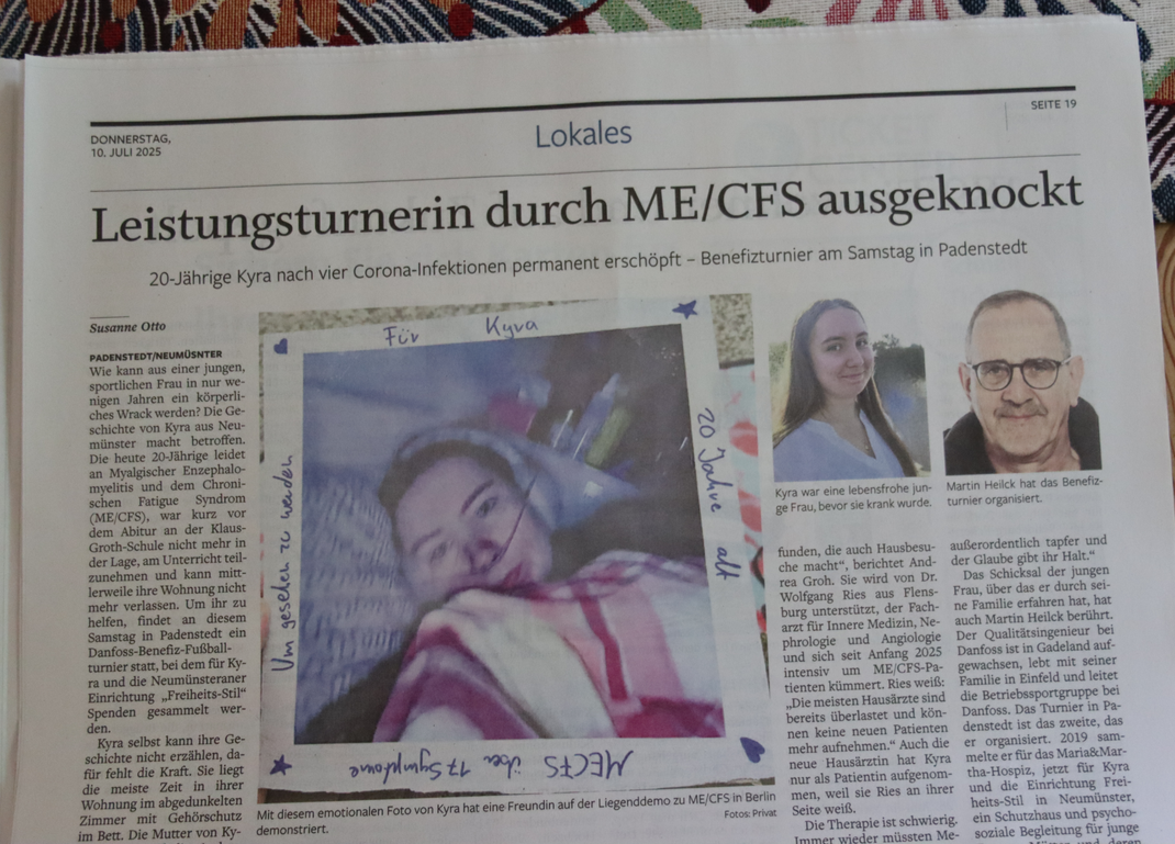 Quelle: Holsteiner Courier, Donnerstag 10. Juli 2025, Seite 19, Leistungsturnerin durch ME/CFS ausgenockt