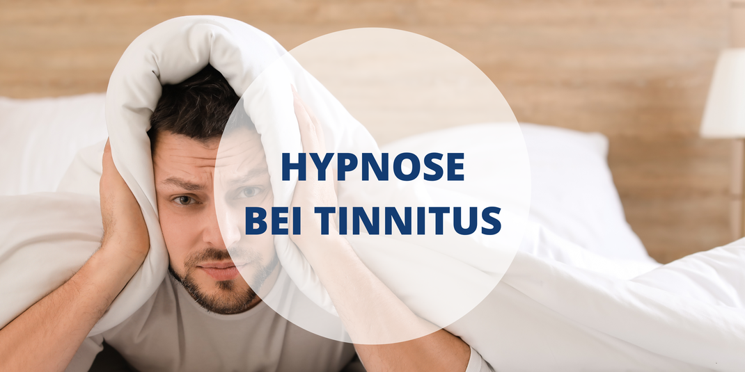 Bild zeigt einen Mann der unter Tinnitus leidet