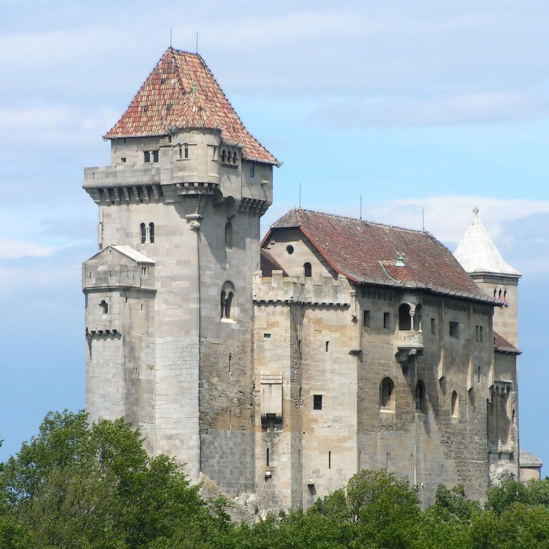 Экскурсии по Венскому лесу с русским гидом - замок Лихтенштейн( Burg Lichtenstein) -Мария Энцерсдорф( Maria Enzersdorf) -Австрия. Österreich 