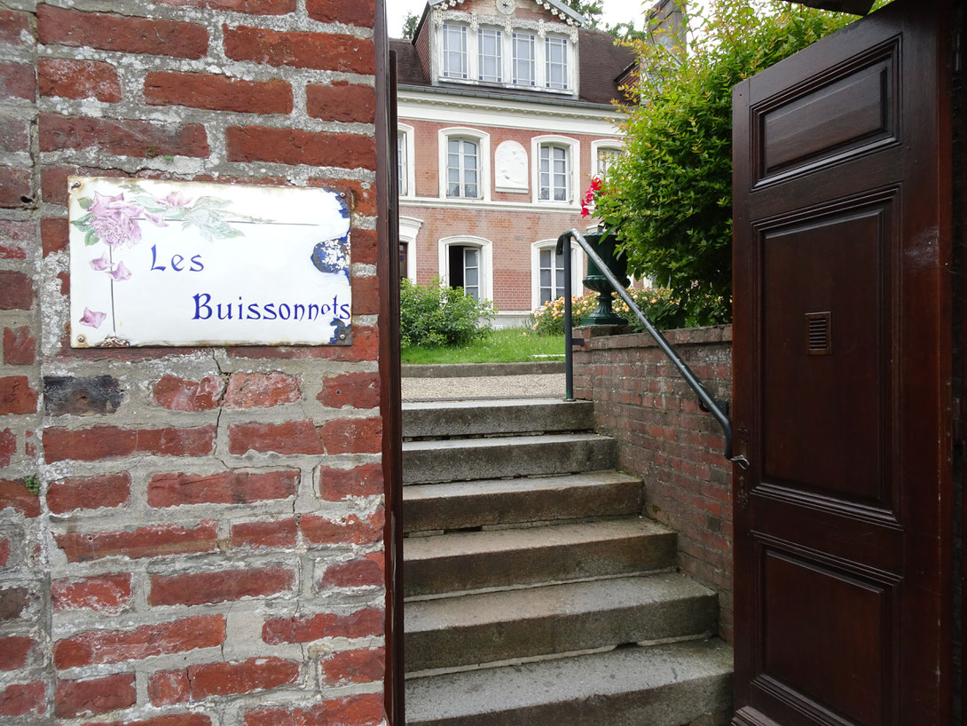 Marie-Françoise Thérèse a vécu aux Buissonnets de l'age de 4 ans 1/2 à l'âge de 15 ans