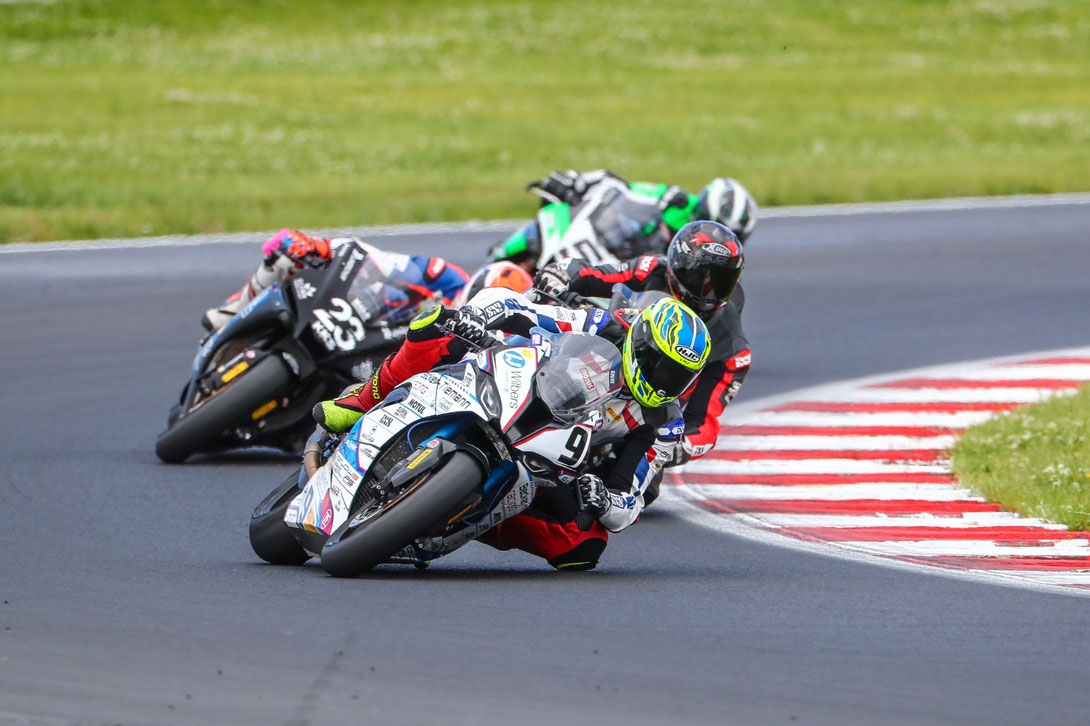 Becker-Tiemann Racing Fahrer Marvin Jürgens beim Pro Superstock Cup in Most
