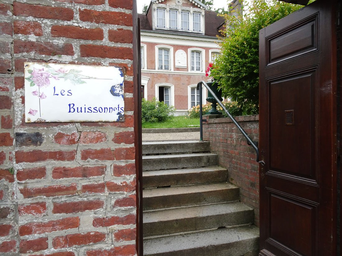 Marie-Françoise Thérèse a vécu aux Buissonnets de l'age de 4 ans 1/2 à l'âge de 15 ans