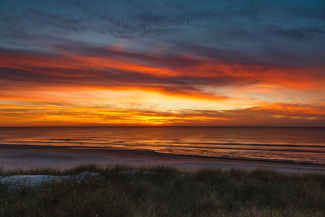 Sonnenuntergang am Strand von Løkken in Jylland, Dänemark