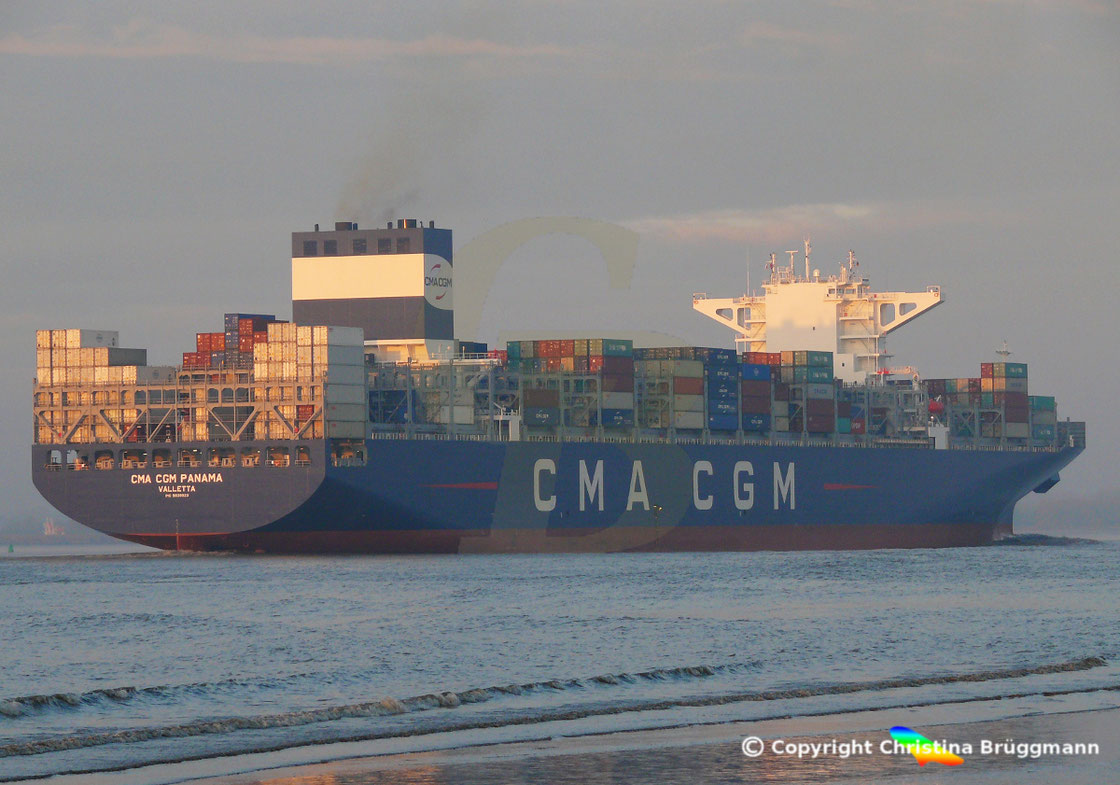 Containerschiff CMA CGM PANAMA
