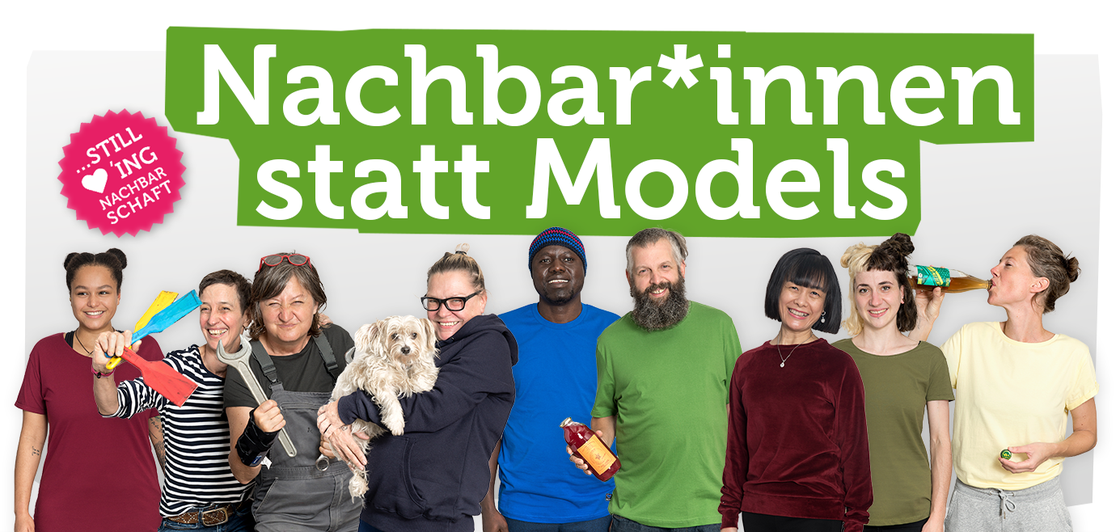 Unsere NachbarInnen aus dem Kiez sind Models für unseren Onlineshop. Sie präsentieren unsere Basics wie Fairtrade-Shirts, Longsleeves und Sweater.