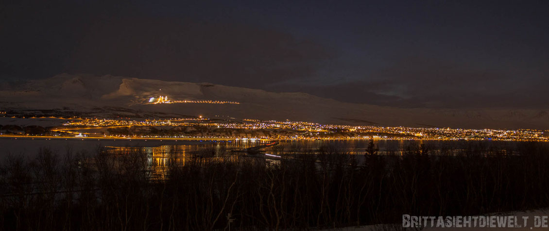 Akureyri,iceland,tipps,mountains,car,winter,february,north,ice,snow,night,lights