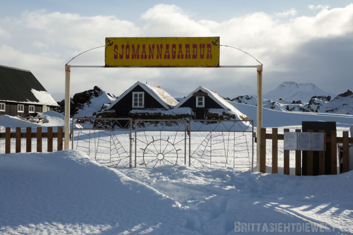 Sjomannagardur,museum,snaefellsnes,island,iceland,winter,february,west,car,snow,tipps