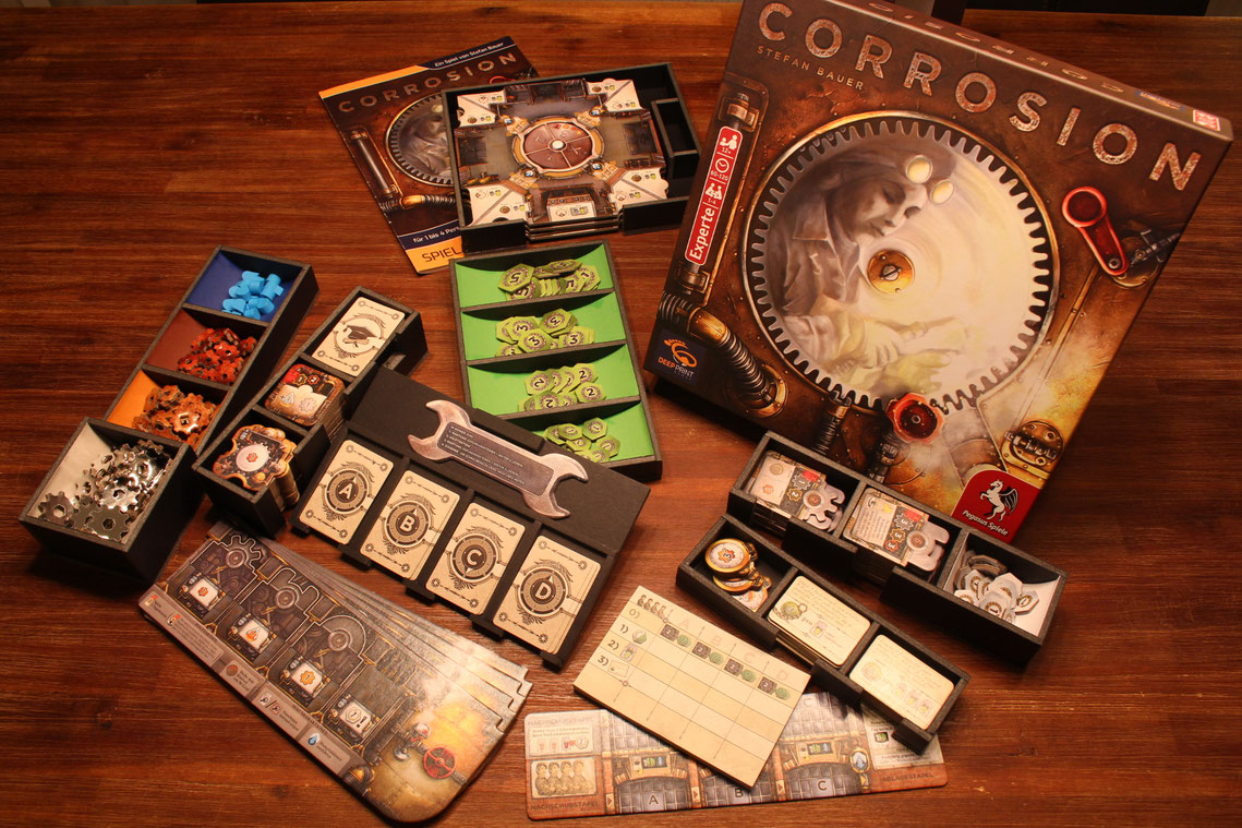 Toller Brettspieleinsatz/Insert für das Brettspiel Corrosion. Befülltes Inlay oder Organizer mit Spielmaterial.