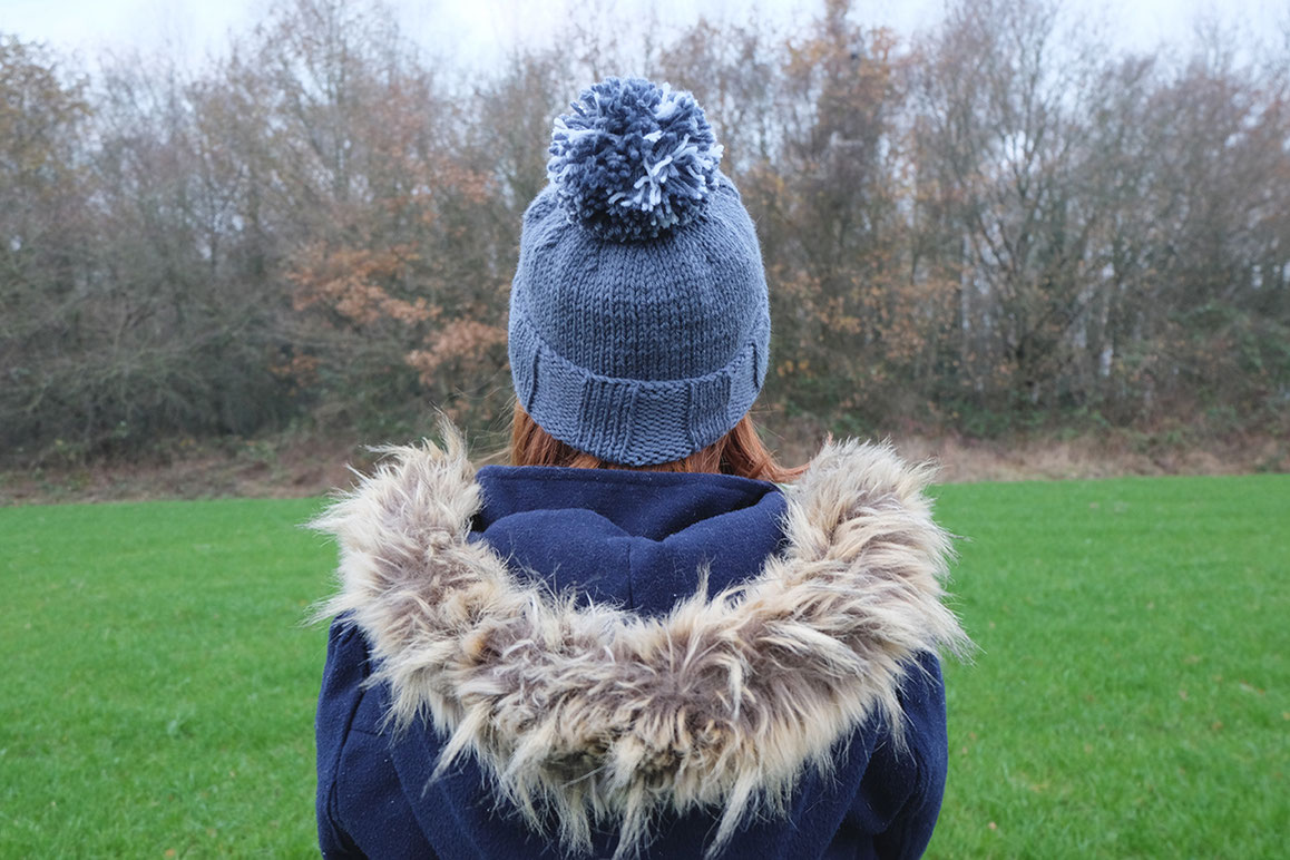 ecchymose bonnet pompom personnalisable