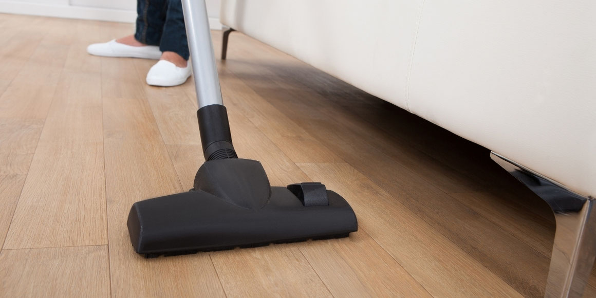 vacuum-a-vinyl-floor