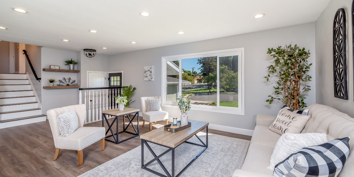 laminate-flooring-in-a-living-room